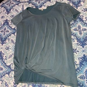 Cute knot green shirt!